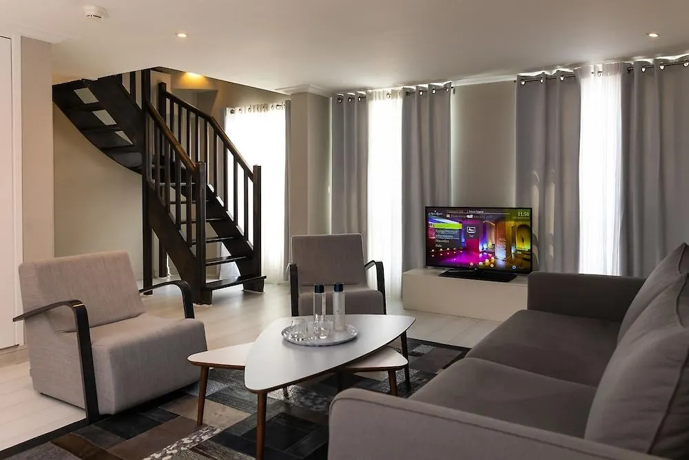 Residence & Spa Le Prince Regent Paris Aparthotel
