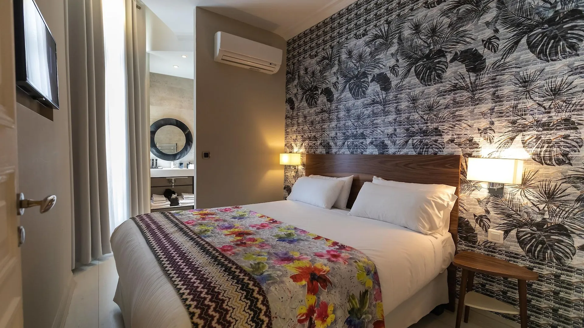**** Aparthotel Residence & Spa Le Prince Regent Paris Frankreich