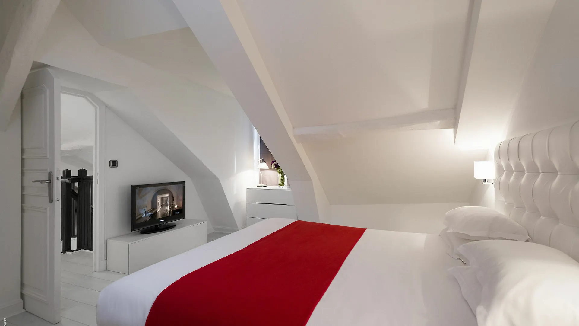Residence & Spa Le Prince Regent Paris 4*,
